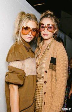 Super practical wide-brimmed sunglasses